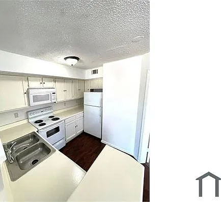 9839 Walnut St #T212-2F — Photo 6
