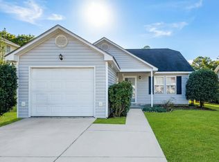 207 Oakwood Ln, Elizabeth City, NC 27909