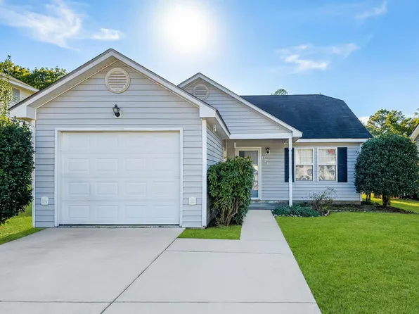 207 Oakwood Lane, Elizabeth City, NC 27909