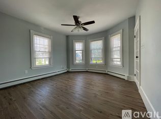 14 Campbell Ter FLOOR 2, Pawtucket, RI 02860