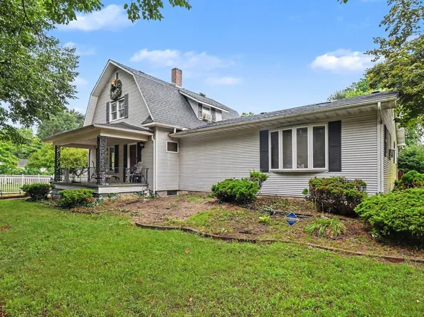 1429 El Reno St, Elkhart, IN 46516