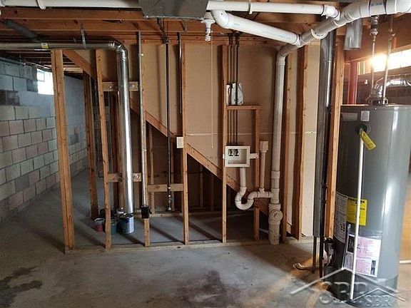 5th image of 929 Sheridan Pl