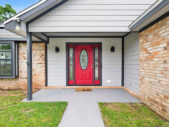 4th image of 8182 Crystal Wells Pl