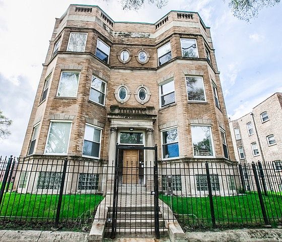 1st image of 4420 S Vincennes Ave APT 1N