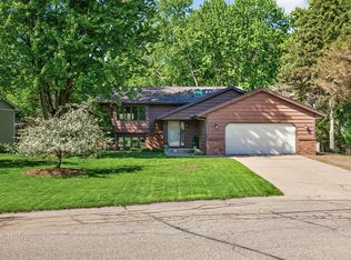 17125 Hemlock Ct, Lakeville, MN 55044