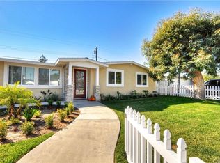 219 Camellia Ln, Costa Mesa, CA 92627