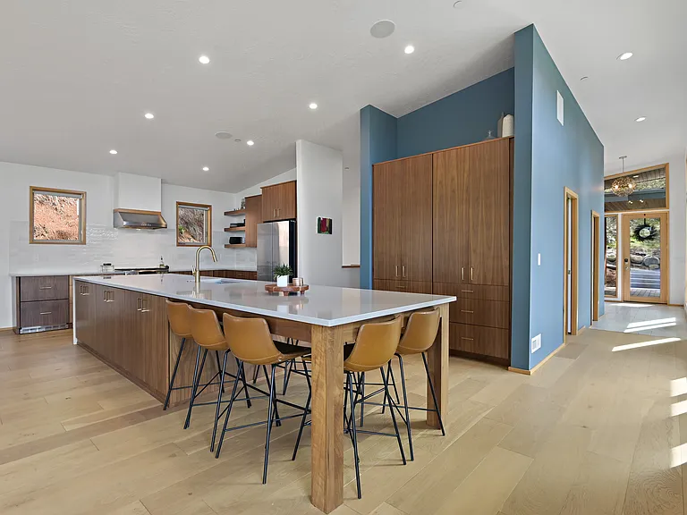 2336 W 1st Ave — Photo 74
