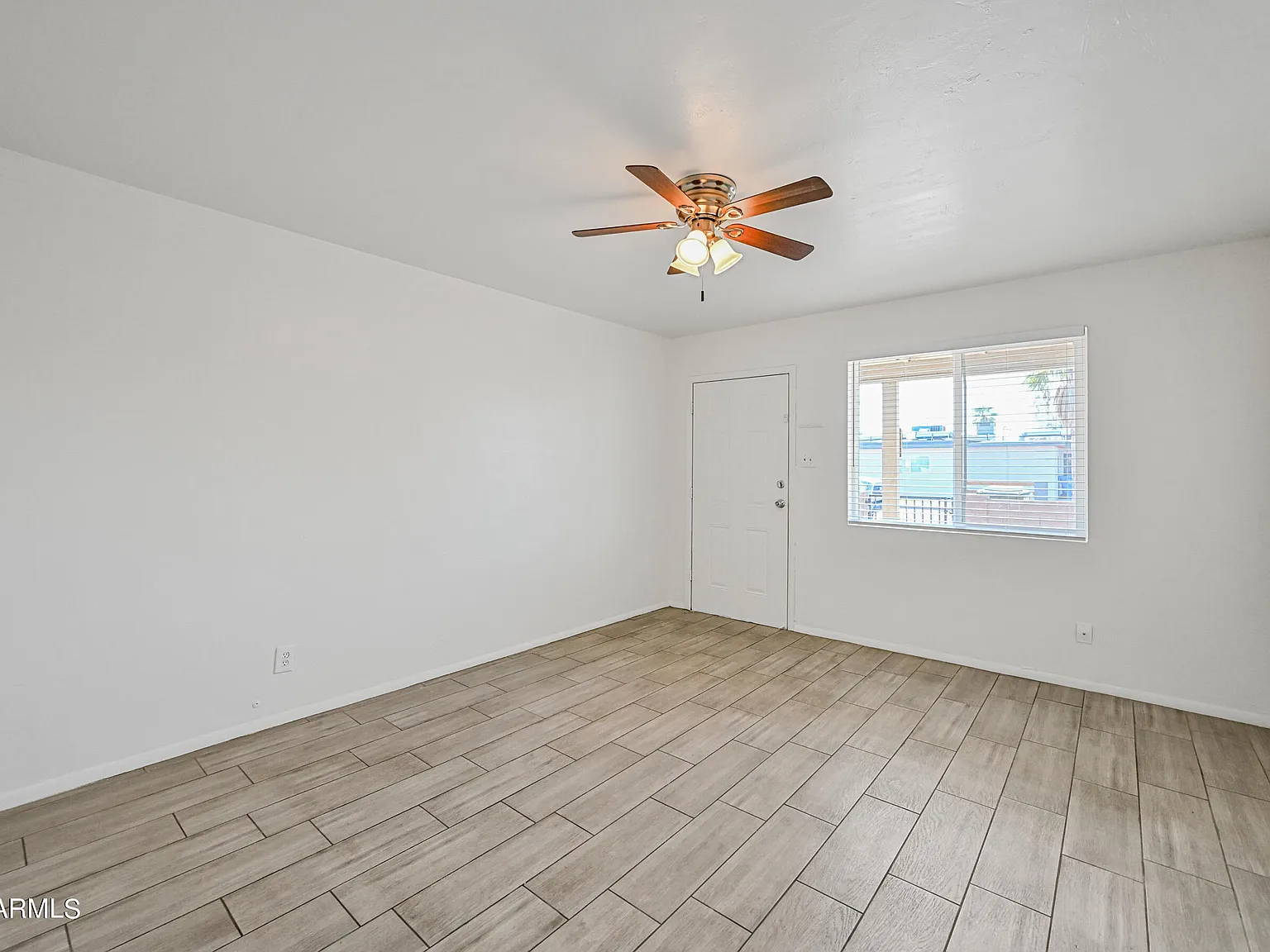 2 bed, 1.0 bath, 777 sqft, $995 — Photo 3