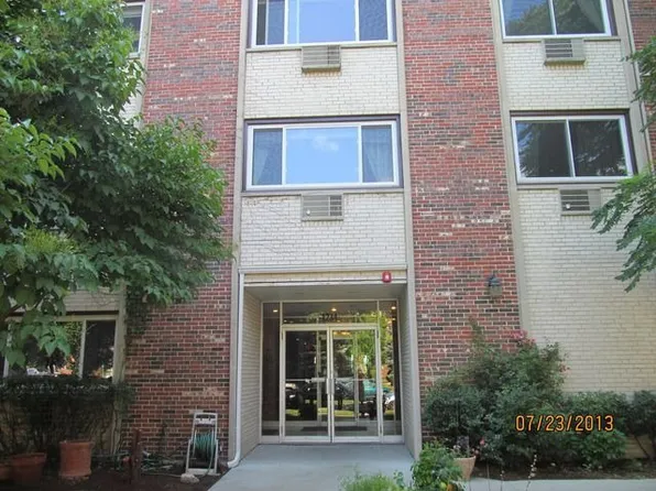 1234 Elmwood Ave APT 2E, Evanston, IL 60202
