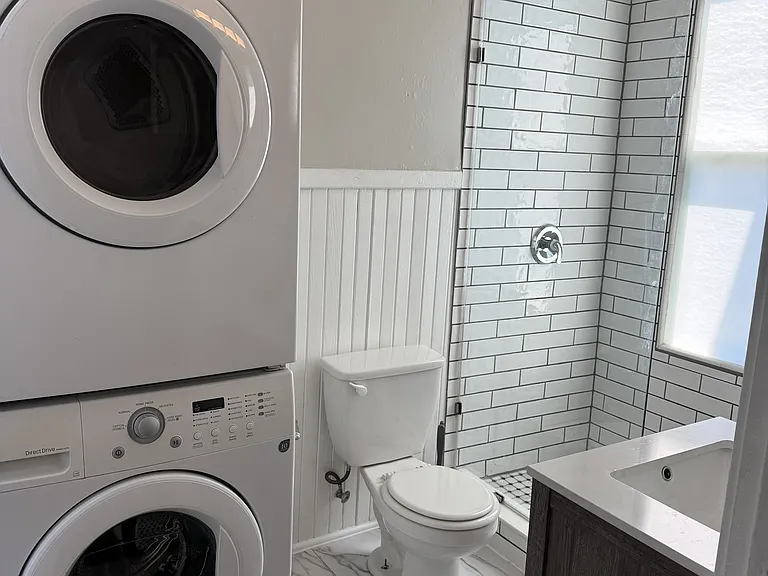 116 E Bolton St #2 — Photo 11