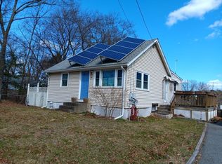 23 Bridle Rd, Billerica, MA 01821