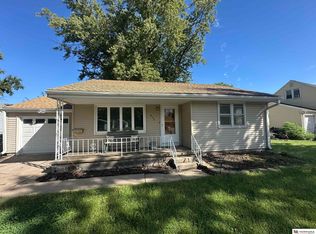 830 E 21st St, Fremont, NE 68025