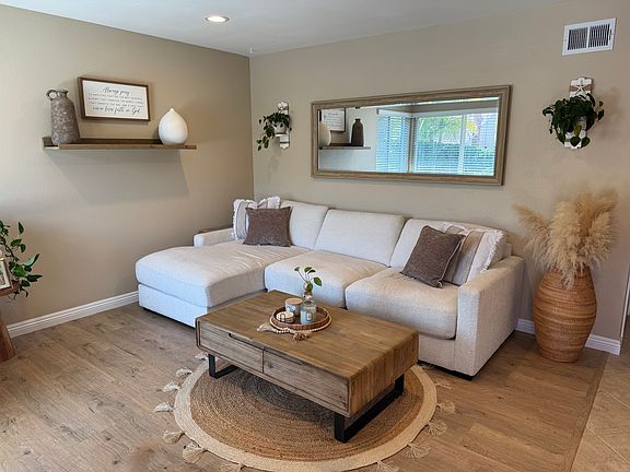3rd image of 1526 Lower Lake Ct