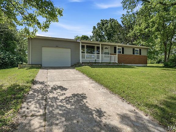2nd image of 3026 Nettie Dr