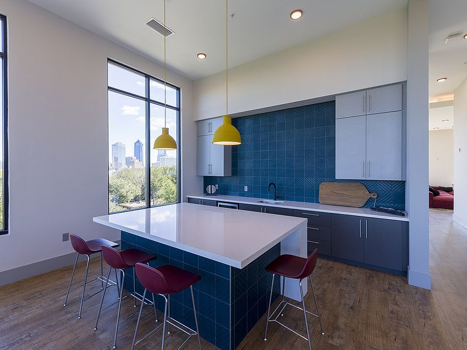 Lofts at Brooklyn Downtown Jacksonville FL ; Club Room Kitchen