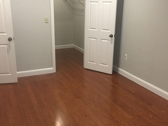 5th image of 14 Harcourt St #1
