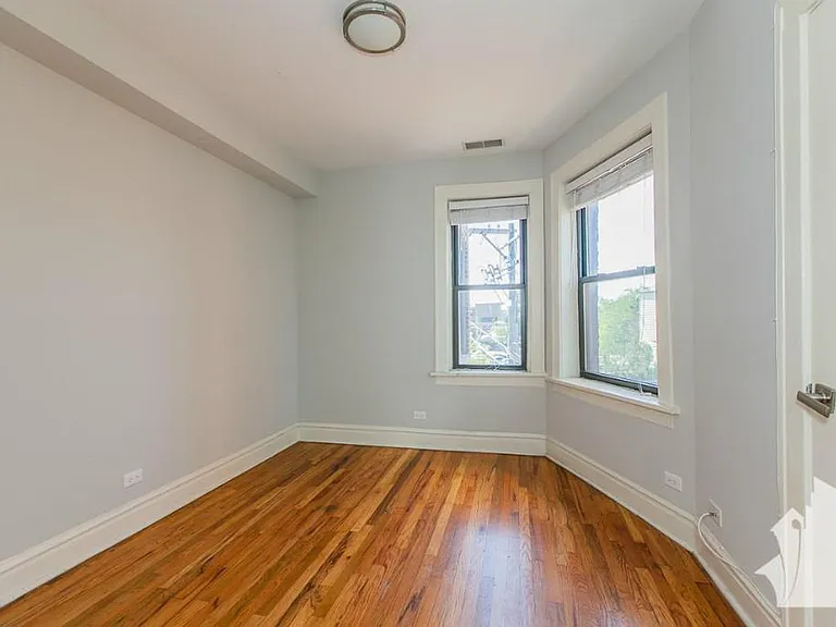 2229-2231 W Wilson Ave #2231-2 — Photo 7