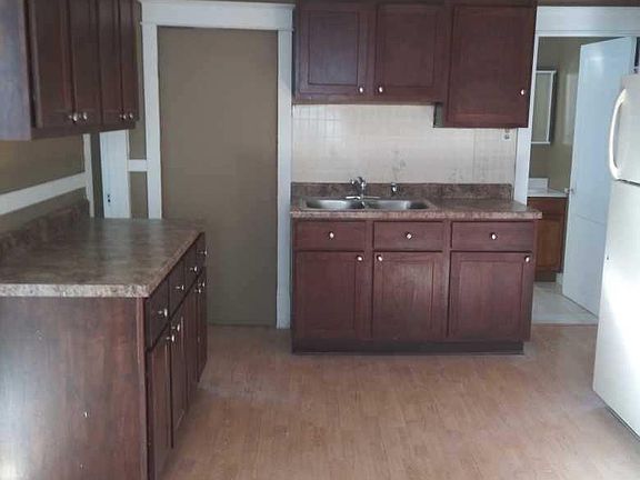 4th image of 1442 S 57th St