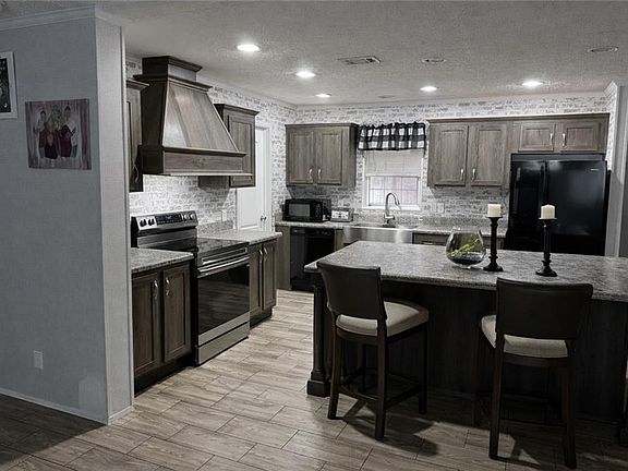 4th image of 862 Jacks Rd