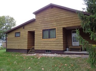 308 W 6th St, Washburn, WI 54891