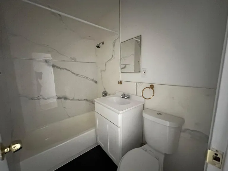 127 Wade St #13E — Photo 7