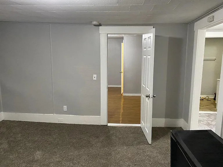 80-82 Laurel St #2 — Photo 5