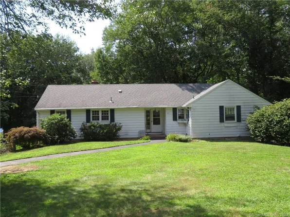 87 Buttonball Lane, Glastonbury, CT 06033