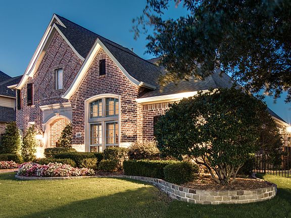 5th image of 1209 Lady Carol Ln