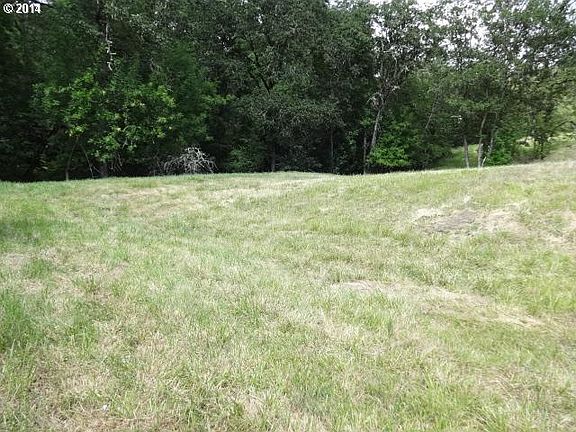 3rd image of 354 Winchester Creek Ave