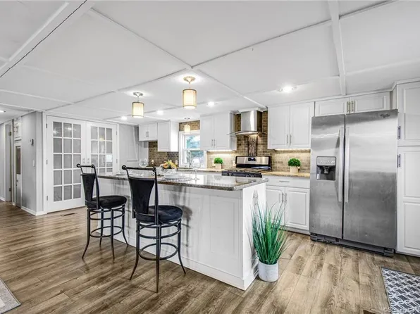 25 Skylark Road, Colchester, CT 06415