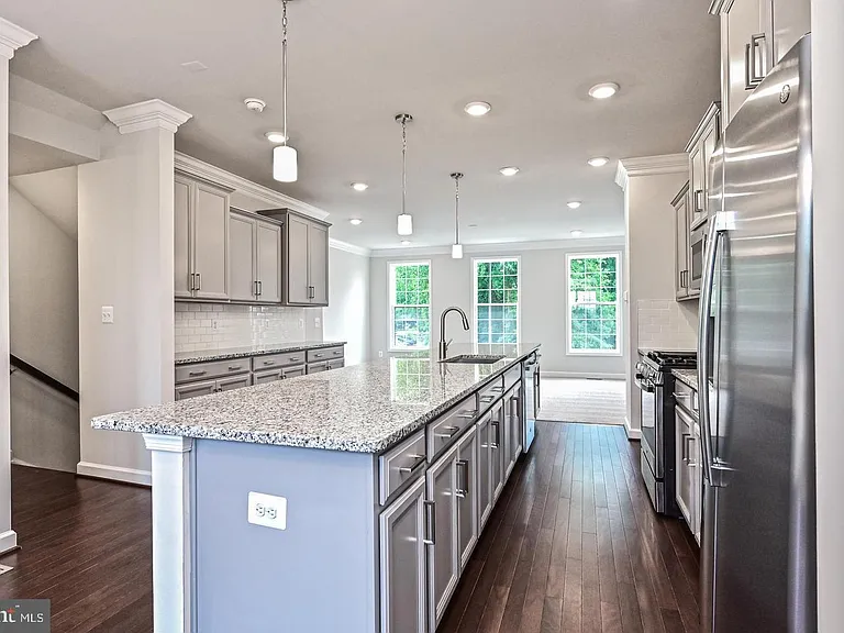 4404 Fair Lakes Ct — Photo 14