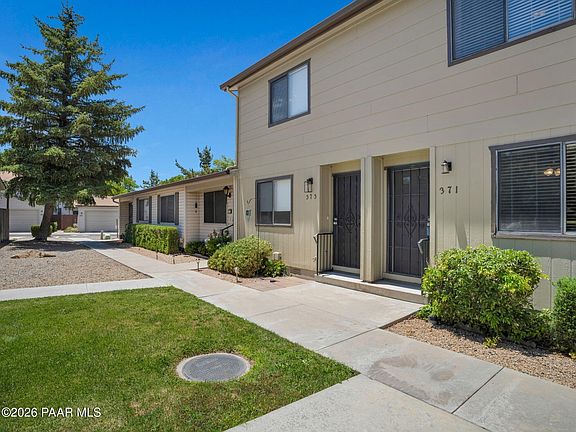 4th image of 371 Rim Rock Cir