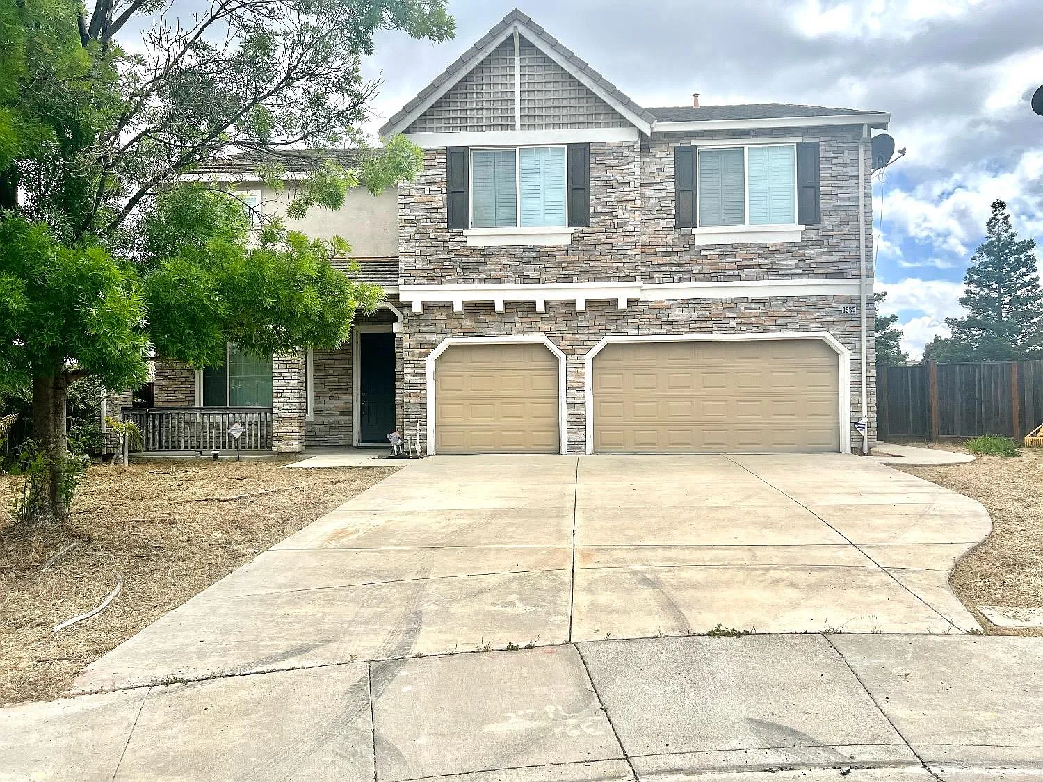 3585 Waxwing Ct photo 1