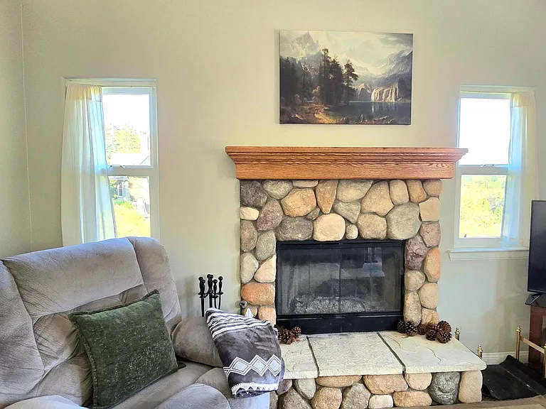 22337 Briarwood Ln — Photo 9