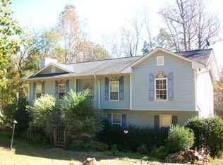 3413 Chipmunk Trl, Gainesville, GA 30507