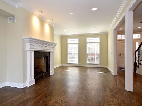 2nd image of 1064 Church St #1064