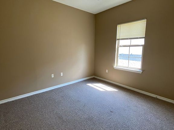 2nd image of 118 W Lagrange St APT 7