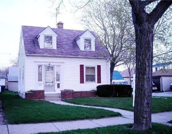 2nd image of 4020 N 41st St