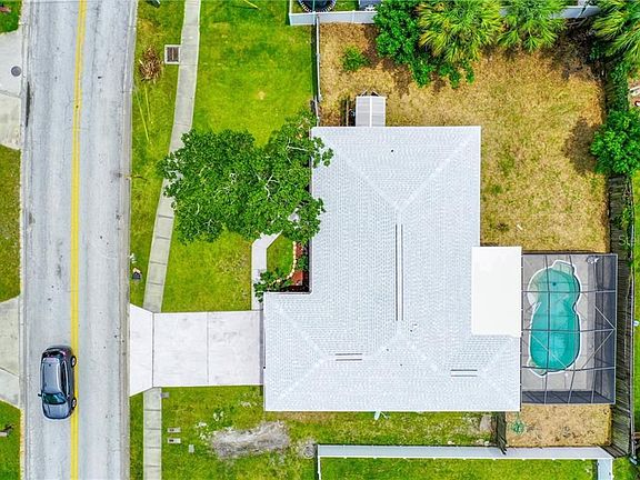 2nd image of 5604 102nd Ave