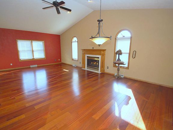 3rd image of 2614 Crystal Creek Ct