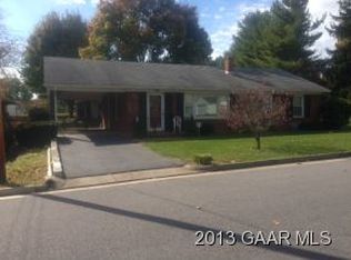 617 Cherry Hill Dr, Staunton, VA 24401