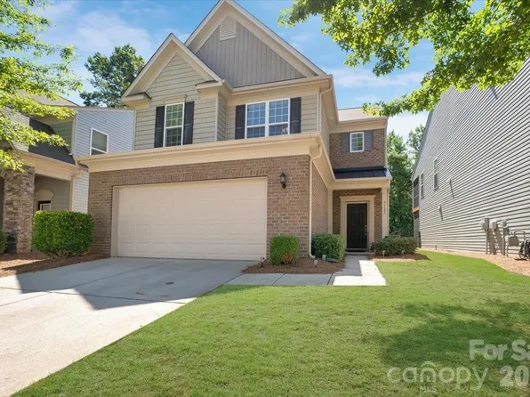 5122 Mount Clare Ln, Charlotte, NC 28210