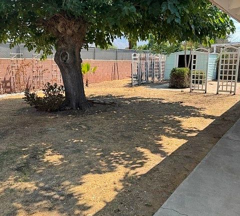 4th image of 26722 Cypress St
