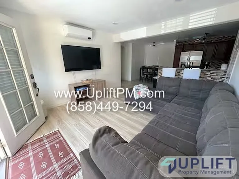 5402 Balboa Arms Dr #305 — Photo 2