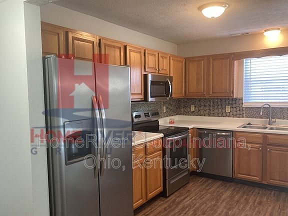 3rd image of 8277 Portside Dr