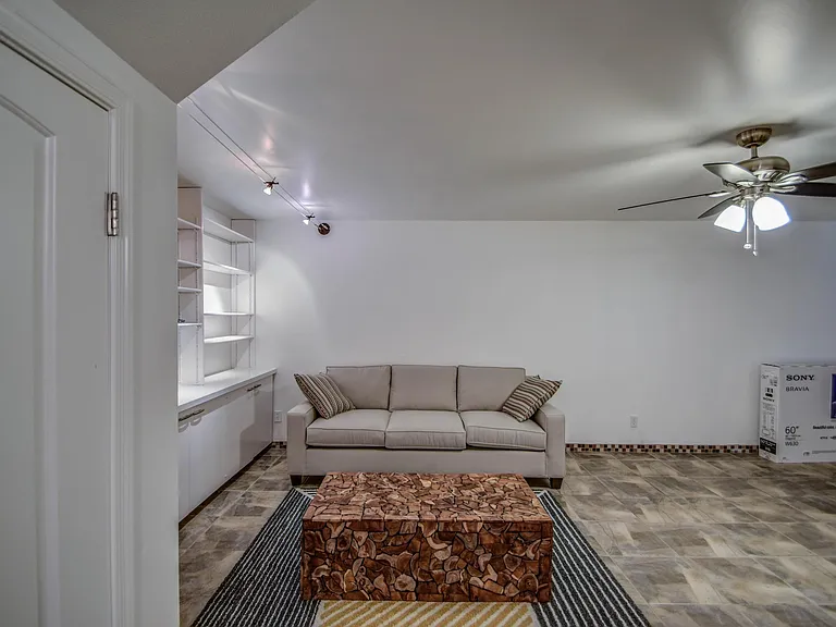 8420 E Keim Dr — Photo 24