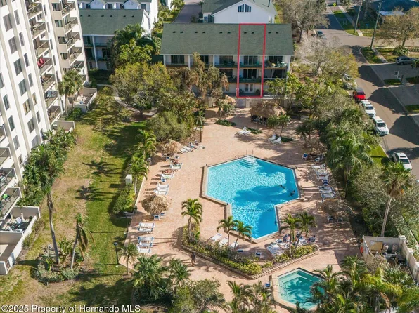 320 Island Way, Clearwater Beach, FL 33767