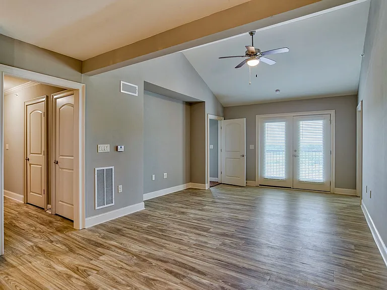 Grand Reserve at Canton — Photo 13