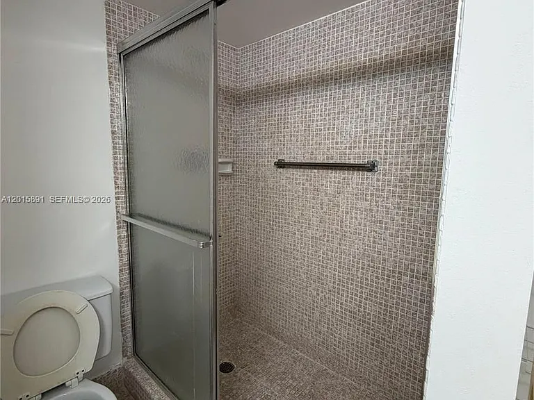 3032 Hythe Pl #3032-B — Photo 13