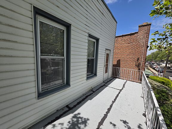 5th image of 1366 E 58th St #3